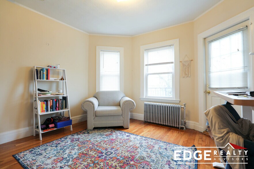 Building Photo - 39 Nottinghill Rd