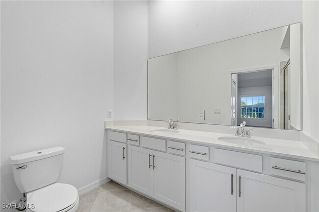 Building Photo - 15155 Bluffton Ln