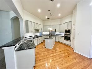 Building Photo - 902 Cashew Ln