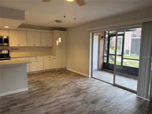 Building Photo - 1167 Calle Del Rey