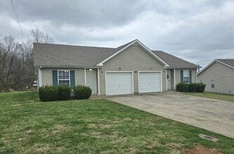 Building Photo - 269 A EXECUTIVE AVE, CLARKSVILLE, TN 37042