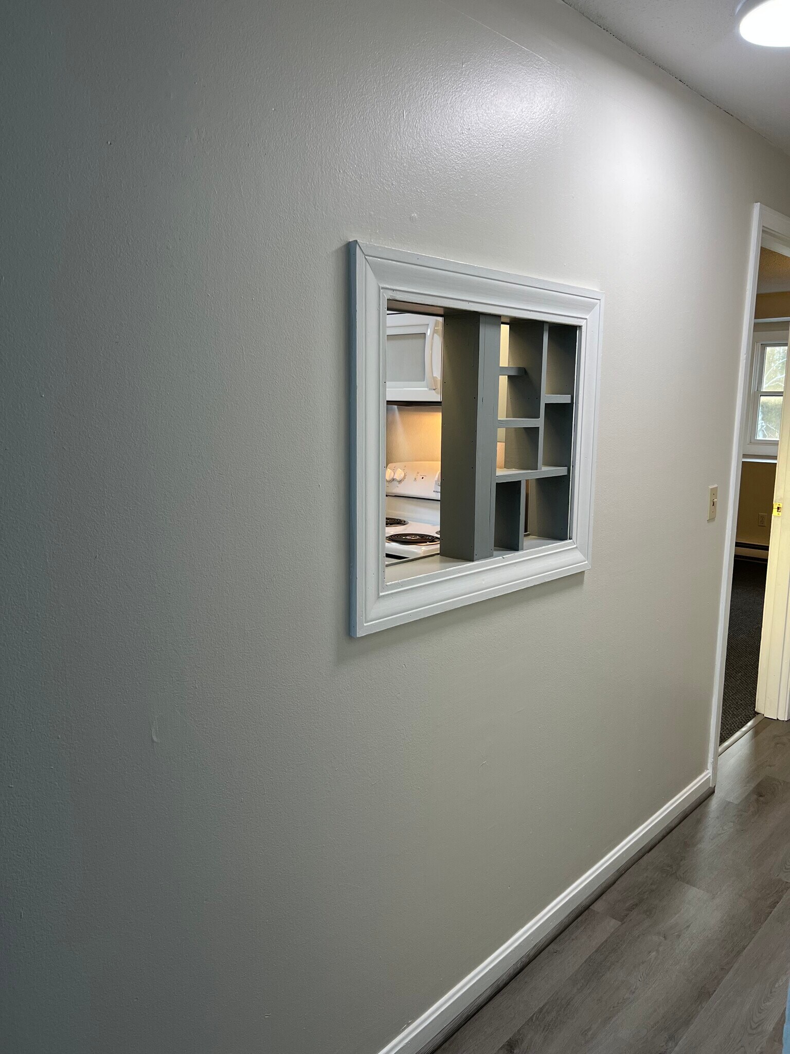 Interior Window to Kitchen - 934 N Main St
