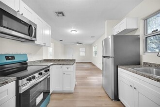 Building Photo - 299 NW 43rd St