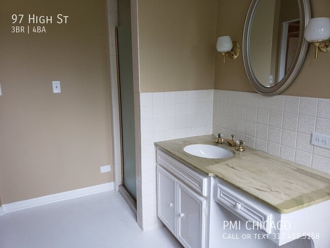 Building Photo - 97 High St