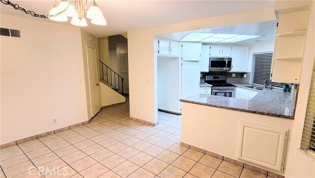 Building Photo - 14644 Bella Courte