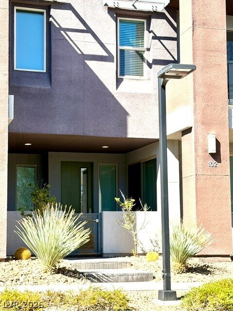 Building Photo - 11315 Kraft Mountain Ave
