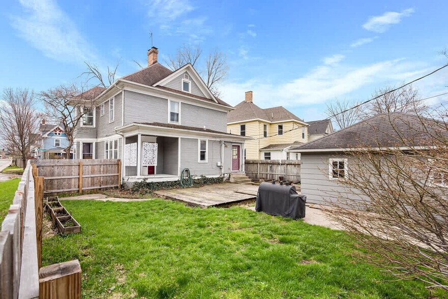 Building Photo - 103 Marquette Ave