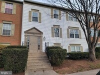 Building Photo - 9220 Niki Pl