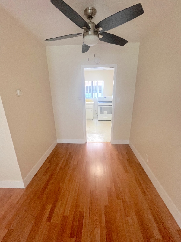 Building Photo - 170 S Chester Ave