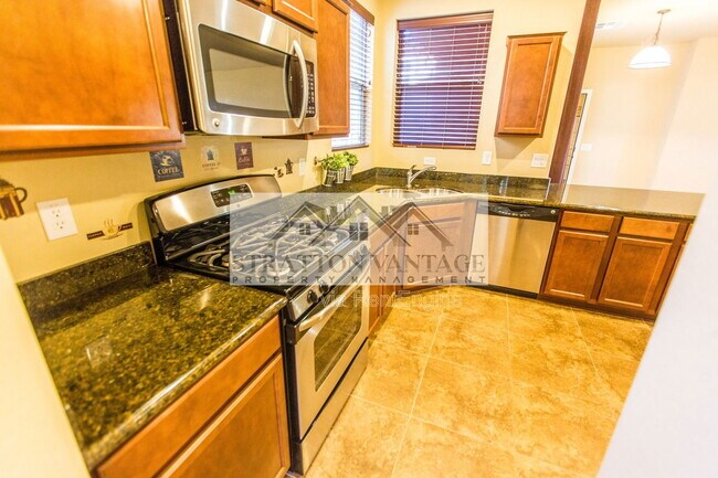 Building Photo - 976 S Adam Way