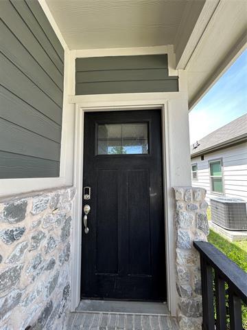 Building Photo - 2003 Pine Stone Ln