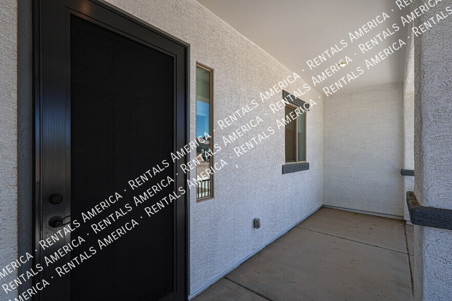 Building Photo - 31219 N 136th Wy