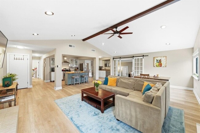 Building Photo - 7210 Towering Oaks Dr