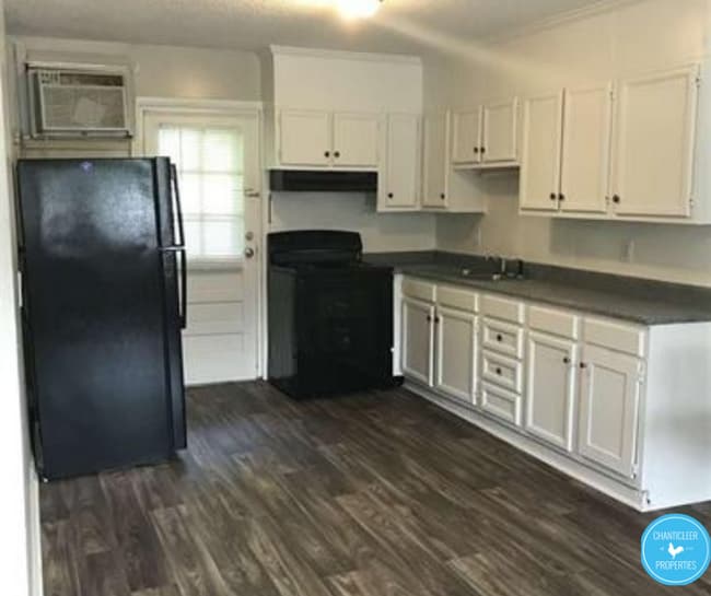 Building Photo - 1400 Creech Rd