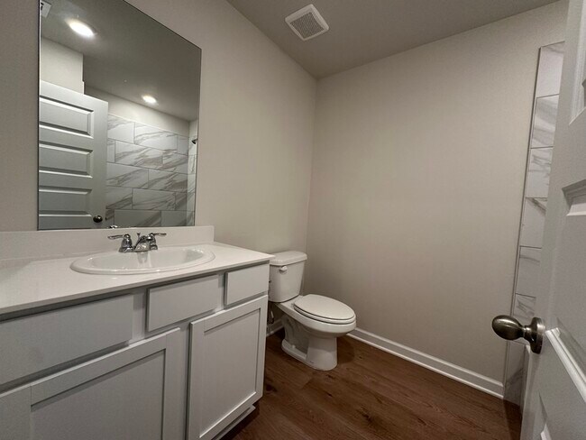 Building Photo - 14209 Little Falls Ln