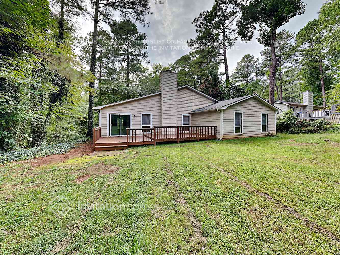 Building Photo - 614 Oxford Hall Dr SW