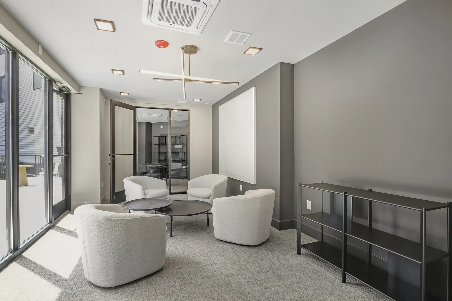 Building Photo - 2000 Dreer St