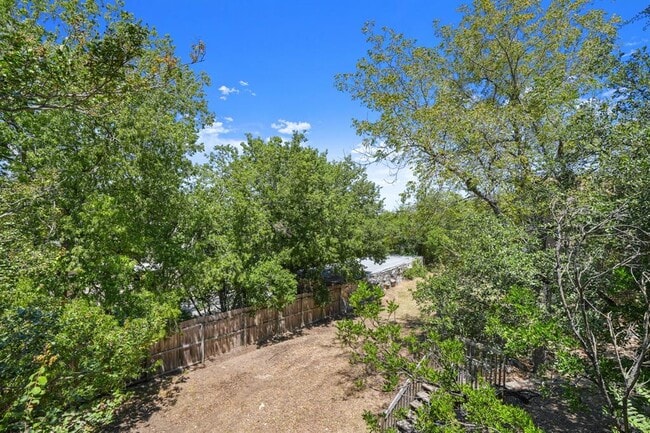 Building Photo - 4159 Steck Ave