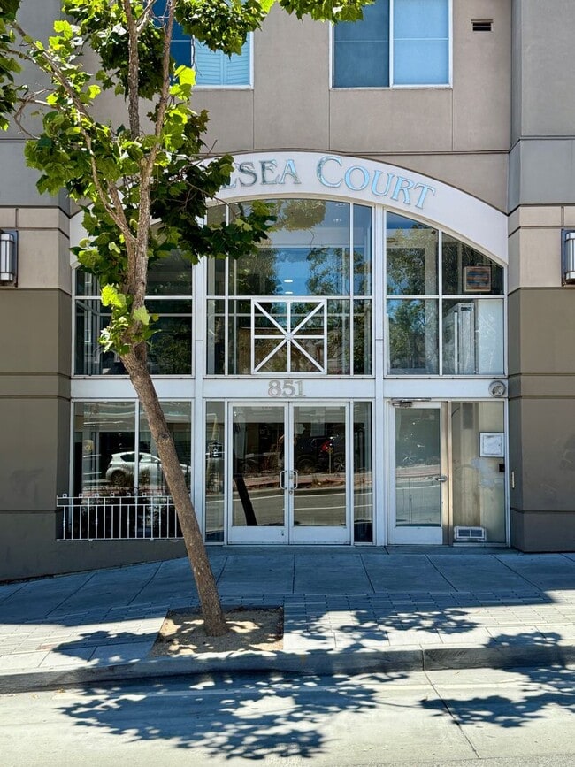 Building Photo - Beautiful 2 bedroom, 2 bath condo for rent...