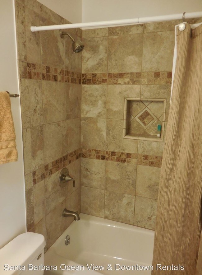 Building Photo - 515 Red Rose Ln