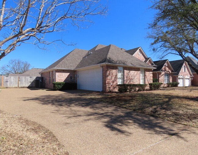 Building Photo - Coming Soon to South Tyler! Stunning 4 Bedroom, 2.5 Bath Home