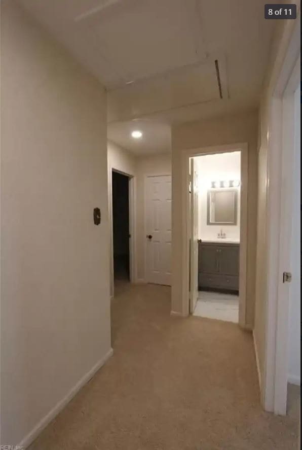 Upstairs landing - 119 Hampstead Ct