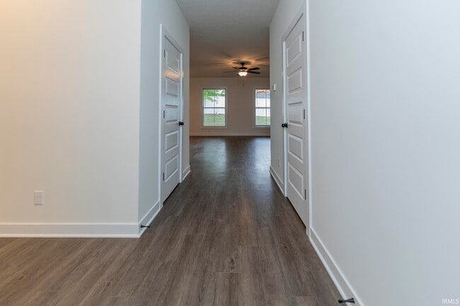 Building Photo - 2822 Brewster Dr