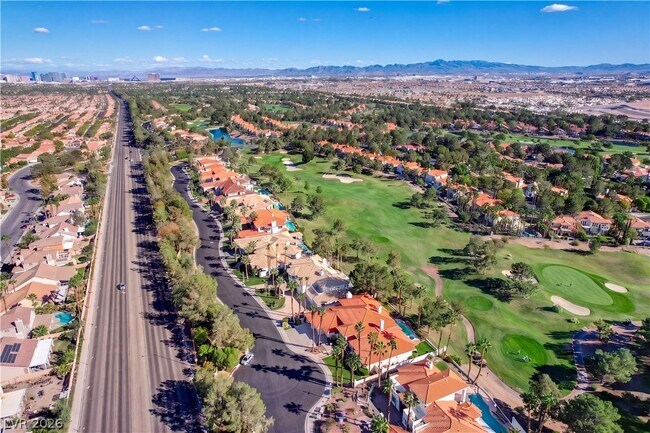 Building Photo - 4950 Crooked Stick Way