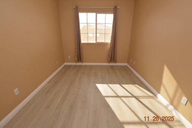 Building Photo - 10014 Hermit Rapids Ave