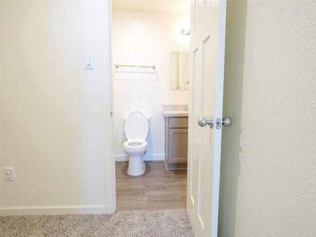 Building Photo - 21155 Gosling Rd