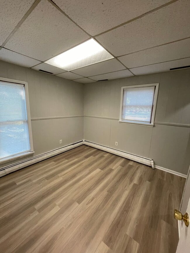 Building Photo - Four Bedroom Single Family Home in Delphi