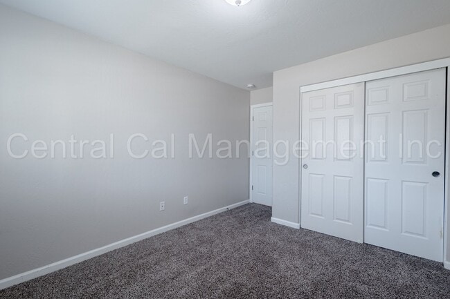 Building Photo - 4 Bedroom/2 Bath Home with Solar - $2695 p...