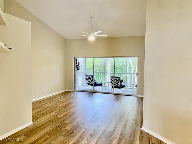 Building Photo - 3785 Fieldstone Blvd