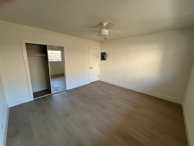 Building Photo - 524 Williamson Ave