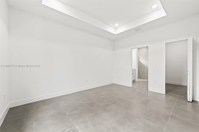 Building Photo - 3705-3737 37th St SW