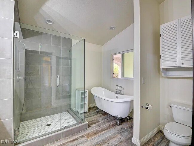 Building Photo - 1443 Basin View Cir