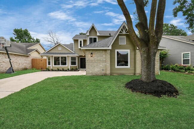 Building Photo - 3227 Westwick Dr