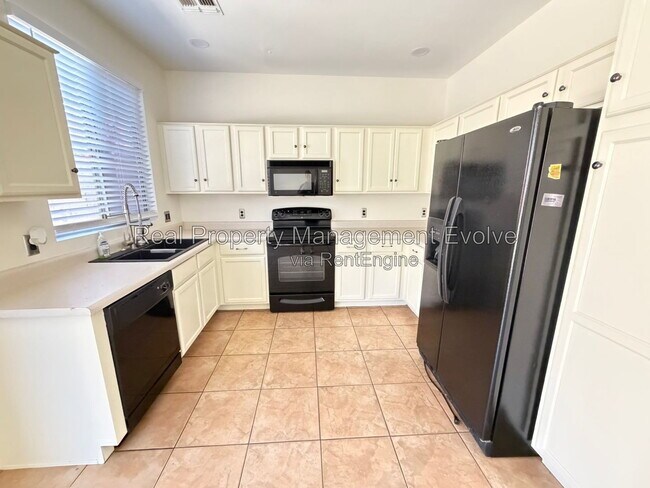 Building Photo - 2060 N 30th St