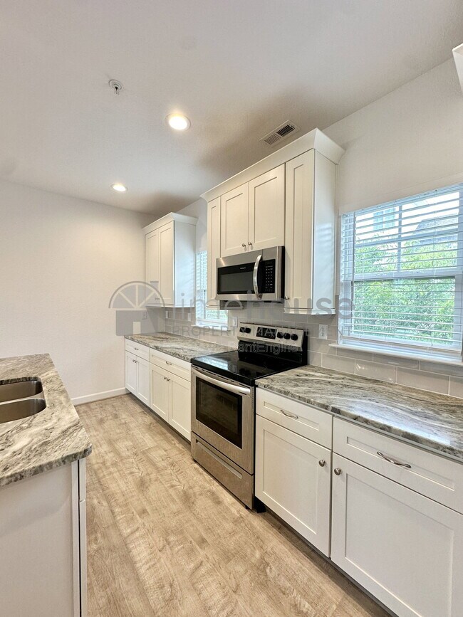 Building Photo - 4319 Pinter Ln