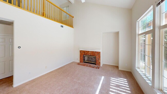 Building Photo - 4700 Hunter Peak Ct