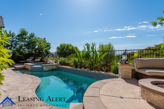 Building Photo - 28852 N Iron Village Dr