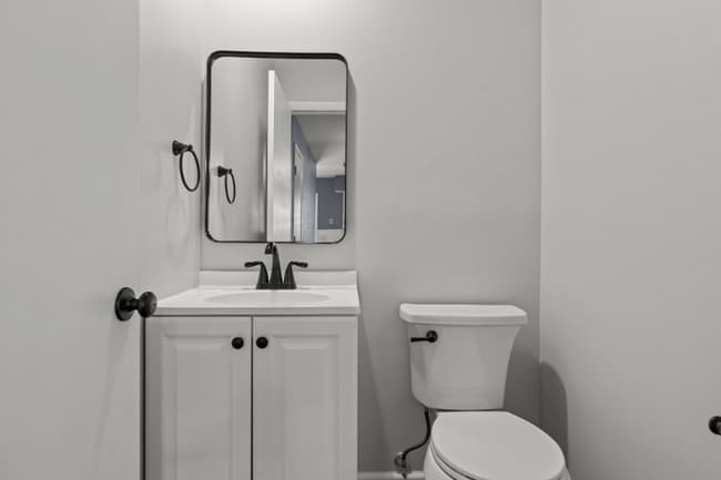 Building Photo - 10244 Buffton Dr