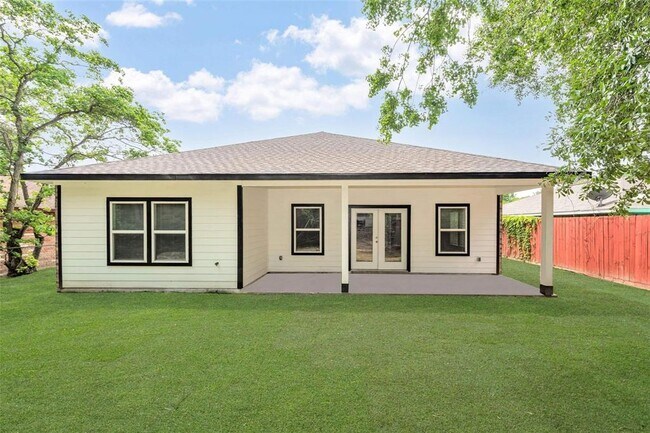Building Photo - 2150 Mosher Ln