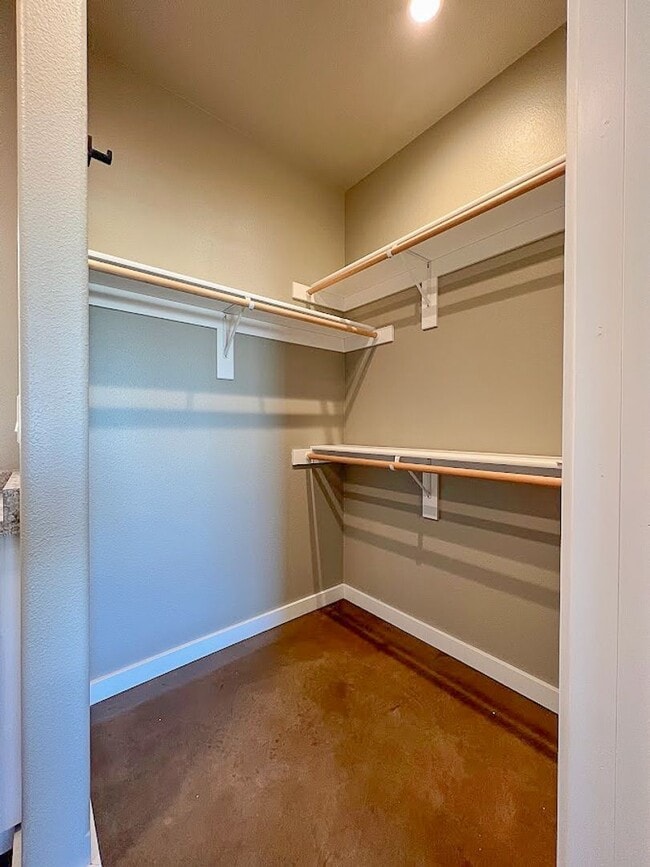 Building Photo - 2 bed/ 1.5 bath in Brand New Soldier Ridge Complex!