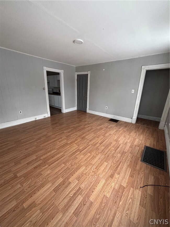 Building Photo - 702 Leray St