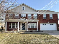 Building Photo - 10724 Manor Dr