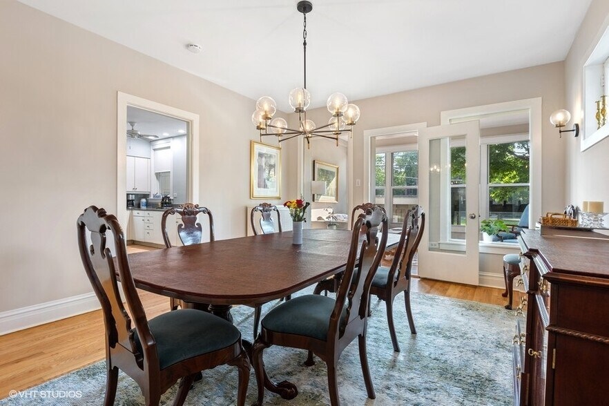 Building Photo - 935 Judson Ave