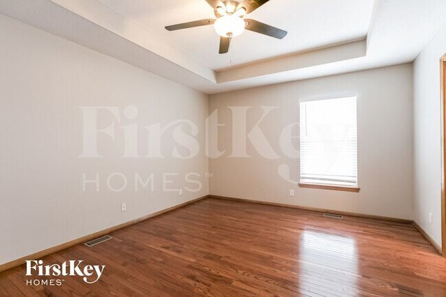 Building Photo - 701 Corrington Dr