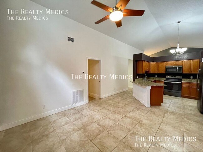 Building Photo - 7733 Fox Knoll Pl