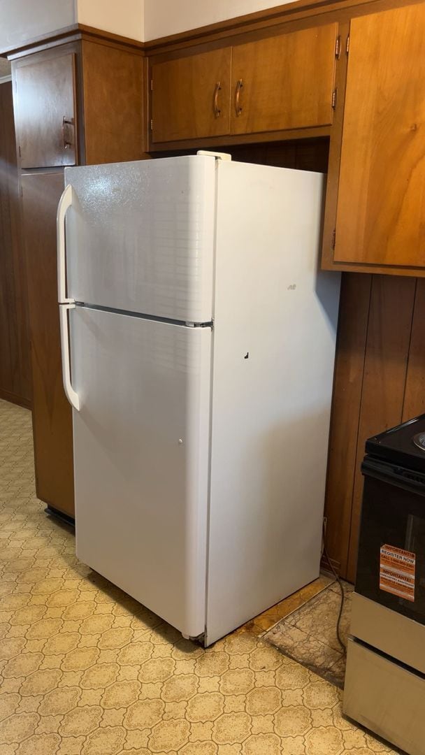 Building Photo - Anthony Home